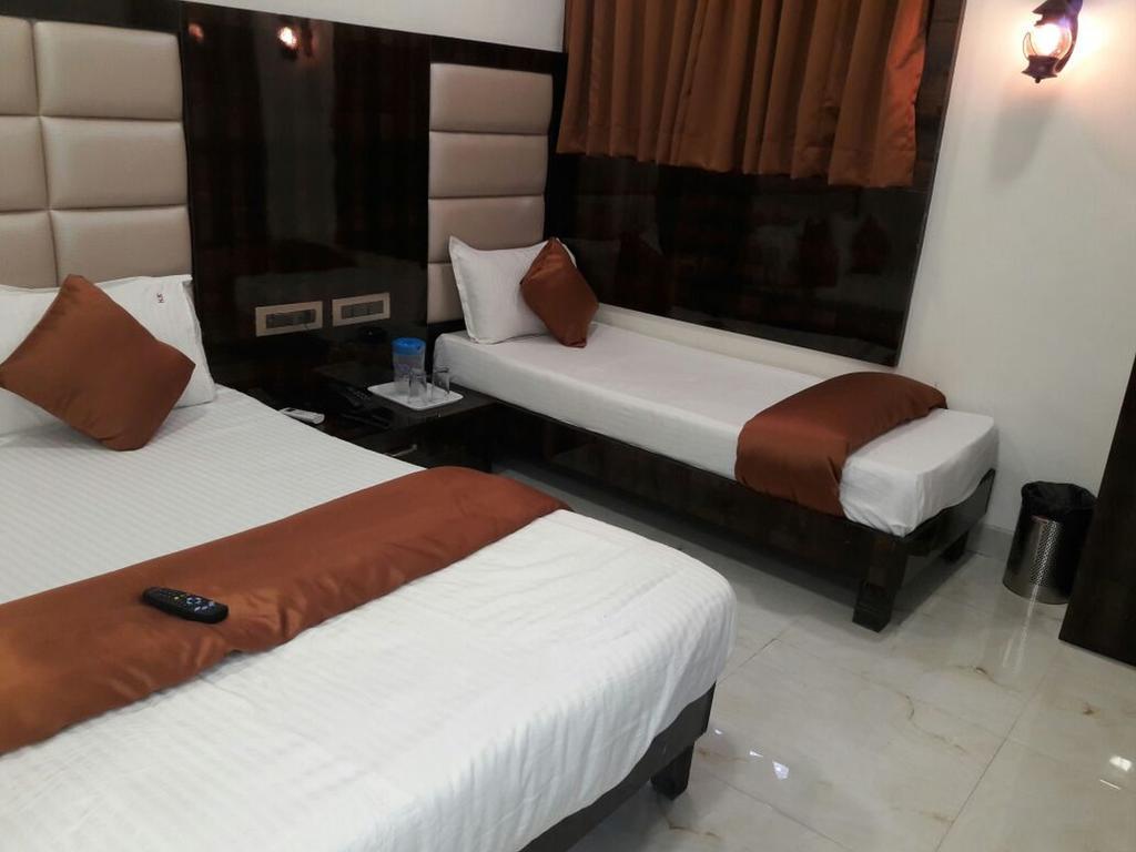 Hotel Karishma Mumbai Exterior foto