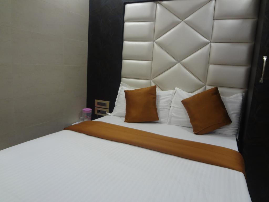 Hotel Karishma Mumbai Exterior foto