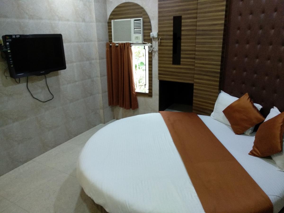 Hotel Karishma Mumbai Exterior foto